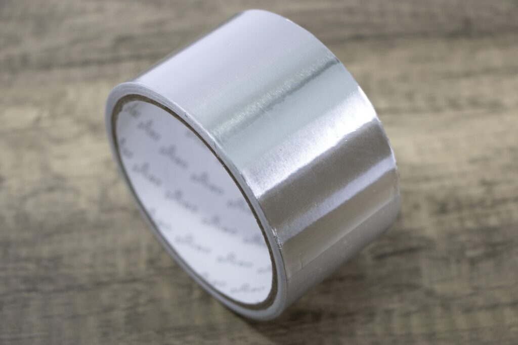 アルミ製のテープ