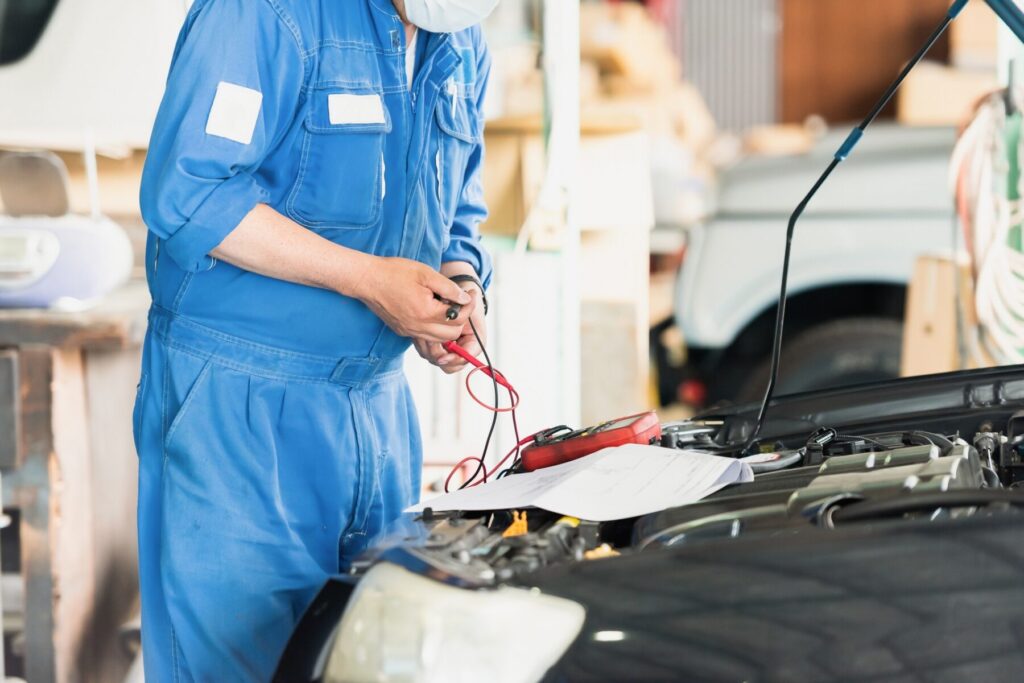 整備工場でしっかりメンテナンスを行う