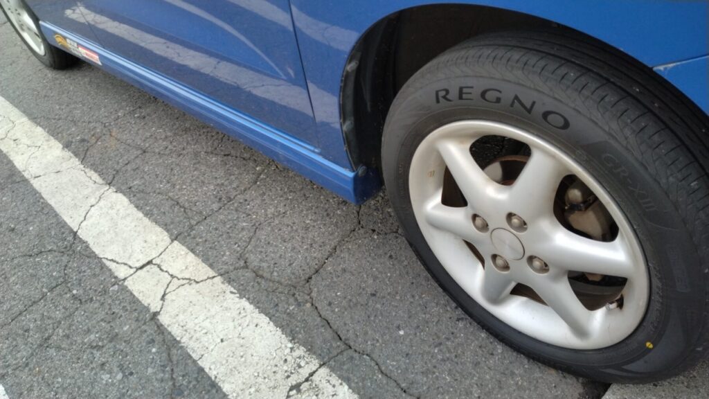 レグノを装着した軽自動車