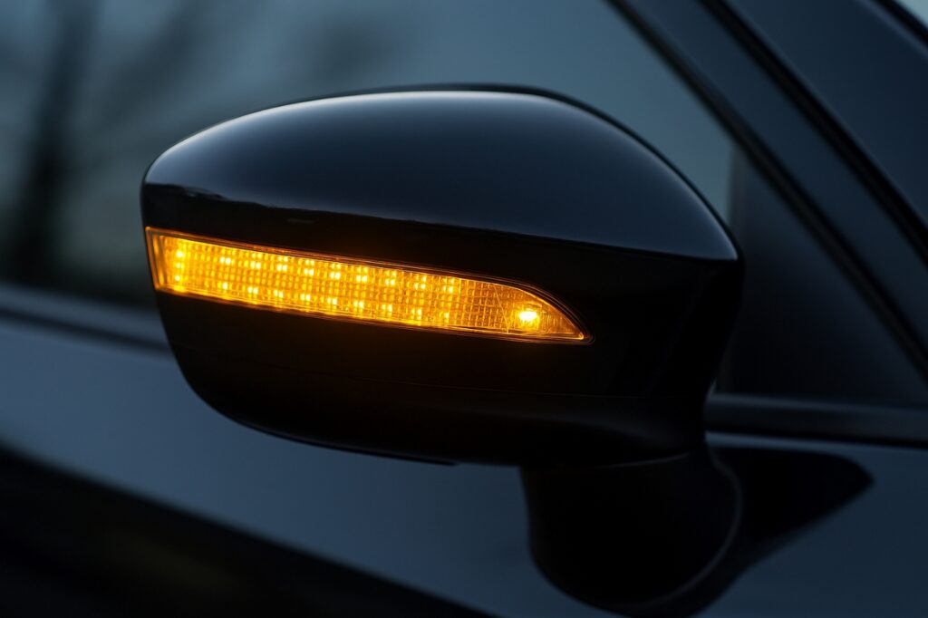 ドアミラーウインカーが正常に点灯している